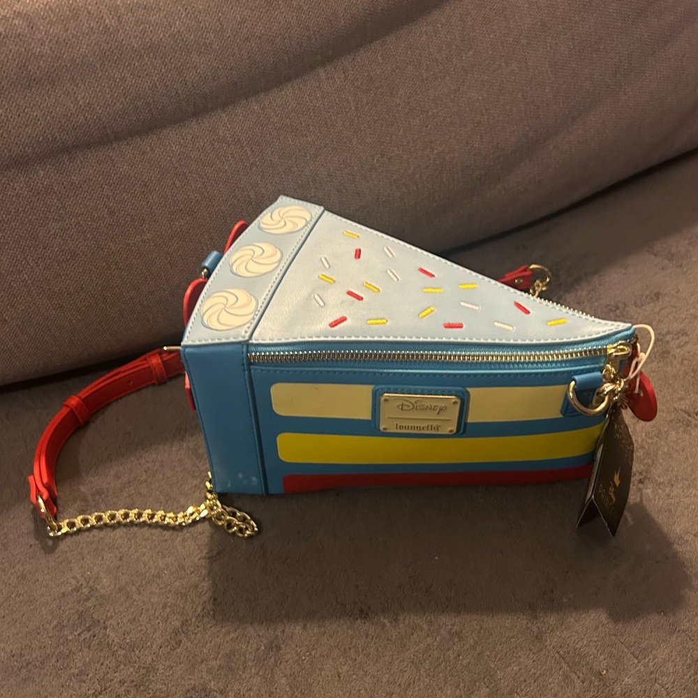 Loungefly Disney Snow White Cosplay Cake Cross Body Bag